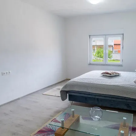 Holiday Home Simplicity Mostar Exterior photo